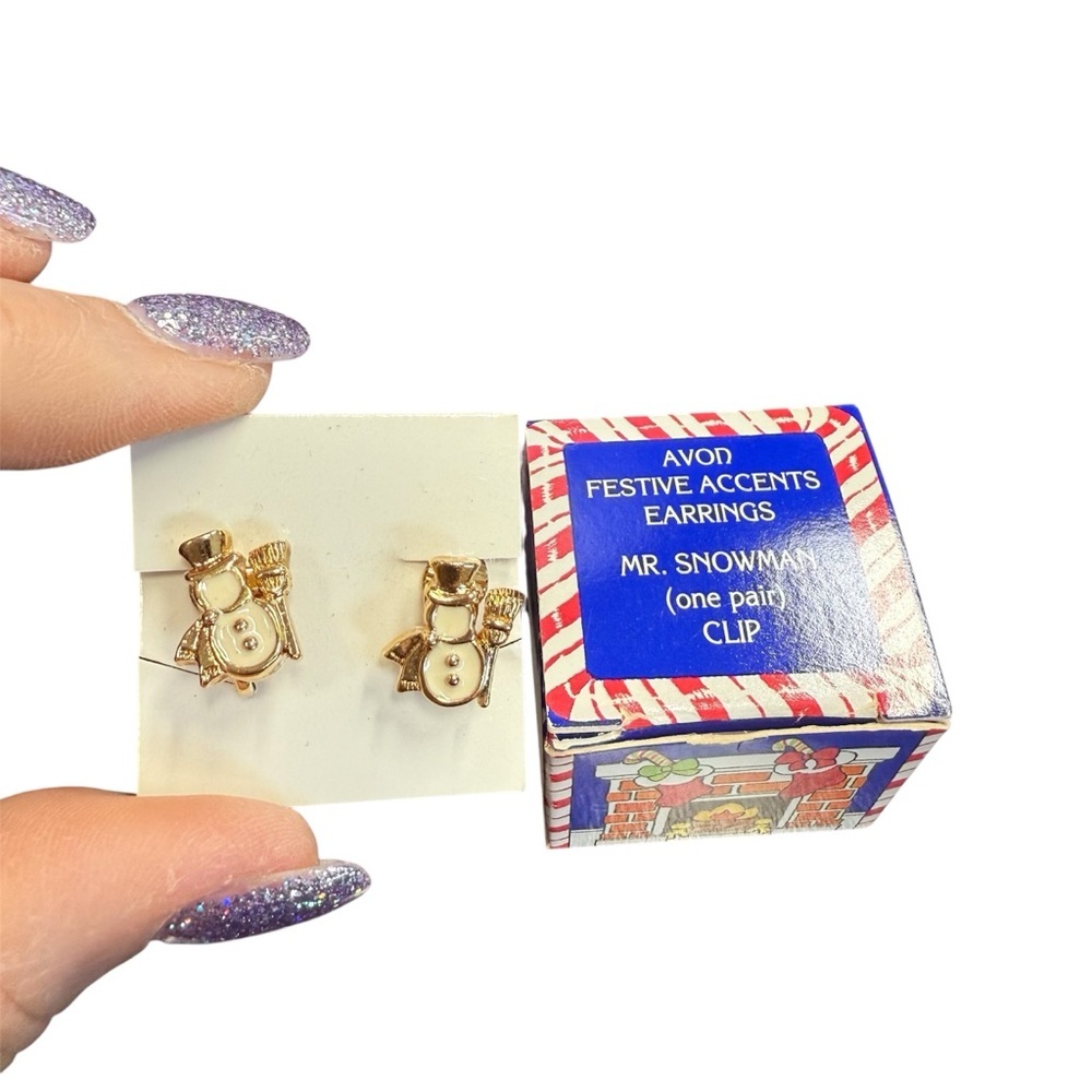 Avon Festive Accents Snowman  clip Earrings NIB vintage 1992
